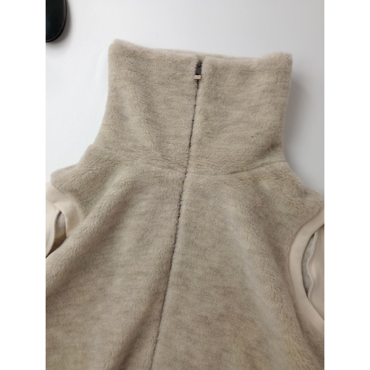 ebagos  エバゴス  スワン ベスト ウールボア アイボリー 2 (6M＋1582)  【中古】