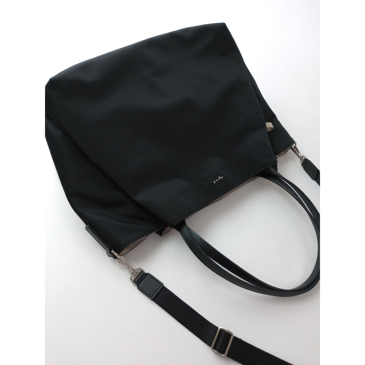 agnes b. アニエスベー ナイロン ラージ トートバッグ ショルダー 黒 ブラック  【中古】