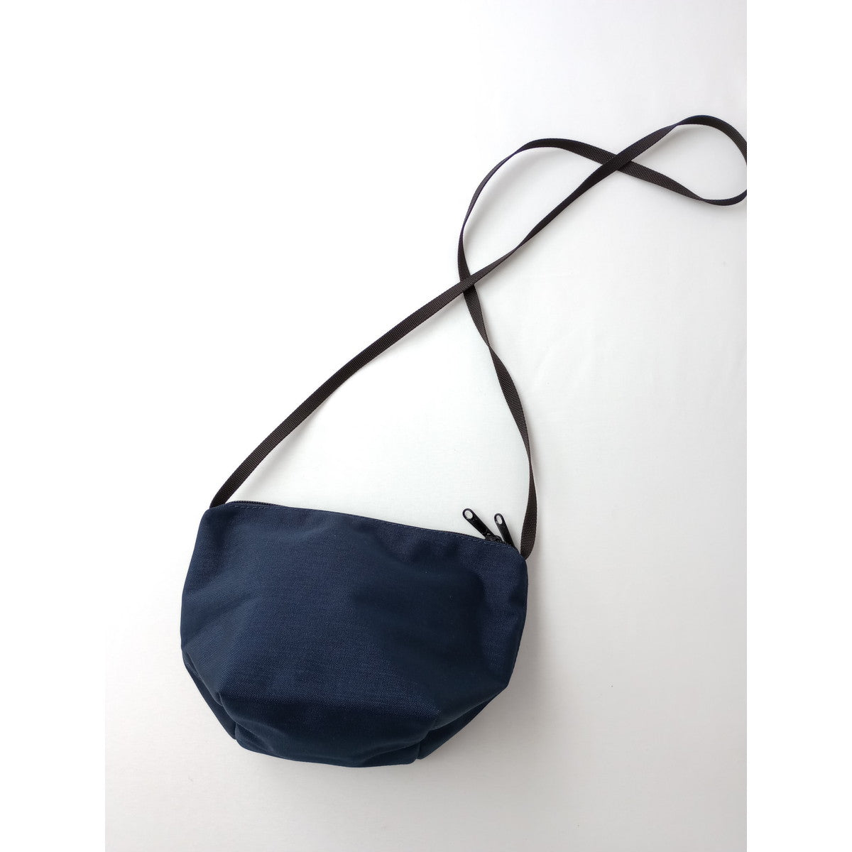Herve Chapelie エルベシャプリエ ポシェット ミニ ショルダーバッグ ネイビー 【中古】