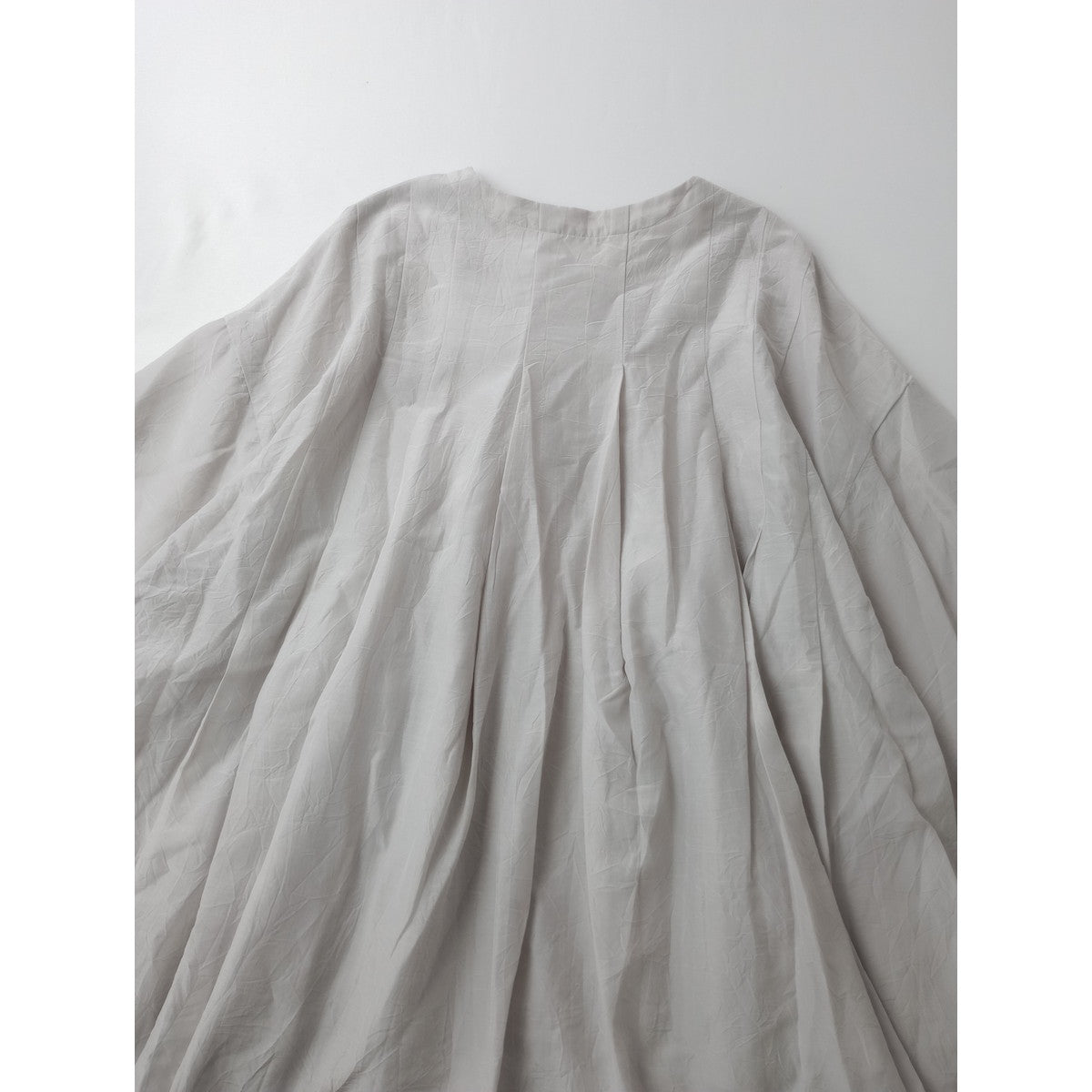 pub ピューブ Silk Cotton Lawn Tuck Blouse シルク コットン タック ブラウス トップス ライトグレー 【中古】
