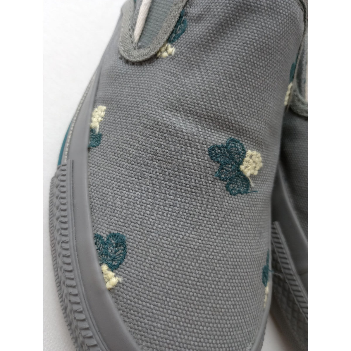 ミナペルホネン  コンバース  mina perhonen  × CONVERSE  REACT スリッポン スニーカー 靴 グレー 22.5  【中古】