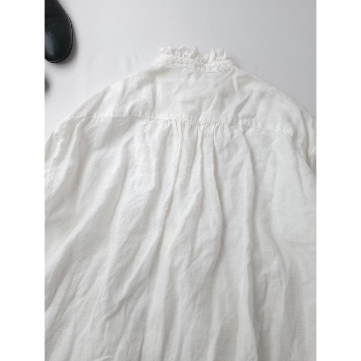 nest Robe ネストローブ リネンフリルカラーピンタックブラウス シャツ トップス  白 ホワイト F【中古】