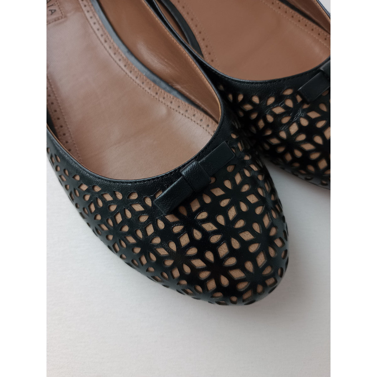新品 ALAIA アライア カットワーク フラットパンプス 靴  黒 ブラック   38 1/2