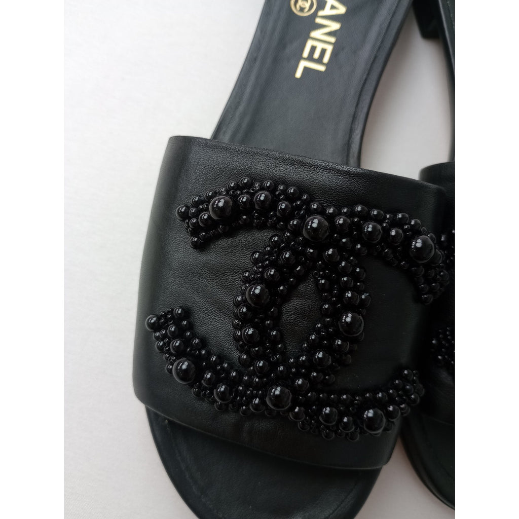 CHANEL シャネル CCココマーク ビーズ装飾 フラットサンダル SAMPLE品 黒 ブラック  38【中古】
