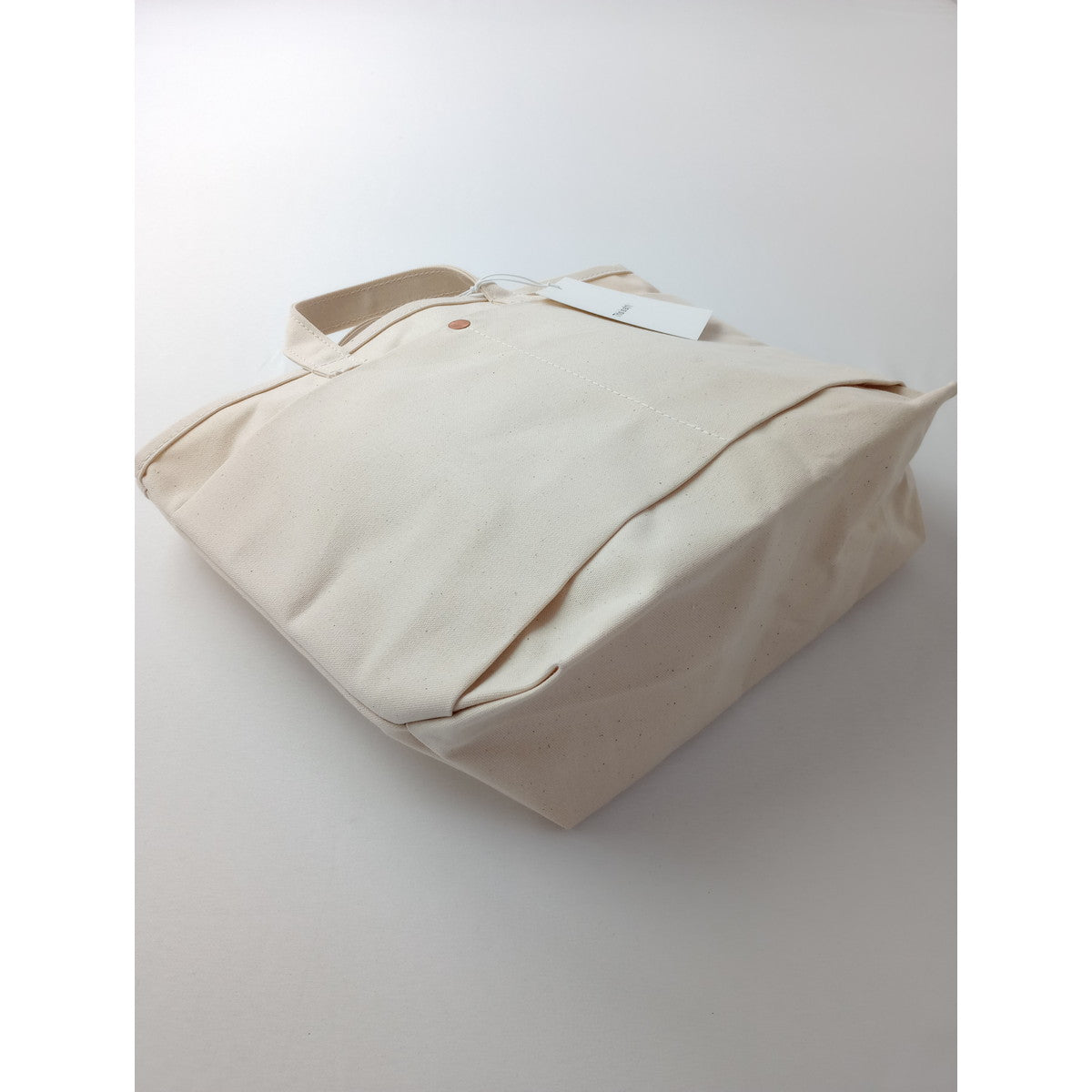 新品 This is a(n) ディスイズア Base Tote S キャンバス トートバッグ 生成り