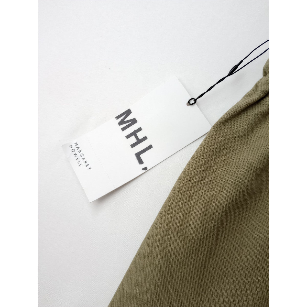 新品 MHL エムエイチエル マーガレットハウエル ORGANIC COTTON GABARDINE TROUSERS カーキ 1