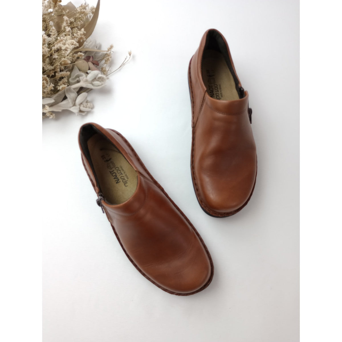 NAOT ナオト CLARA / Chestnut レザ－ スリッポン シューズ 靴   ライトブラウン【中古】