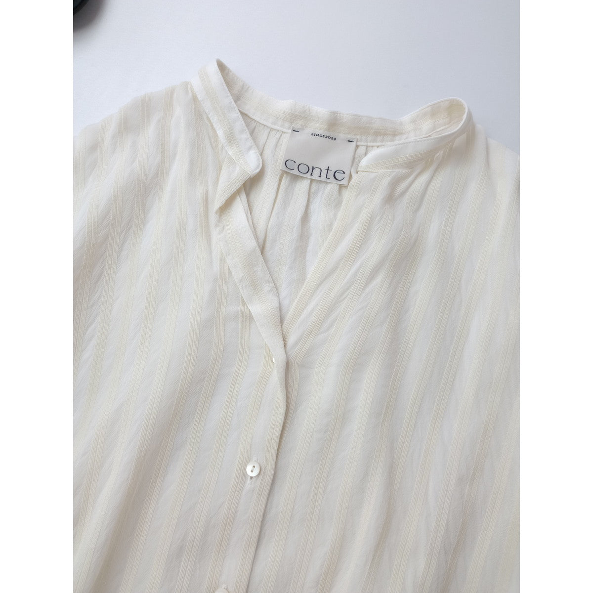 25SS conte コンテ ドビーストライプボリュームスリーブ 長袖 ブラウス シャツ トップス 生成り【中古】