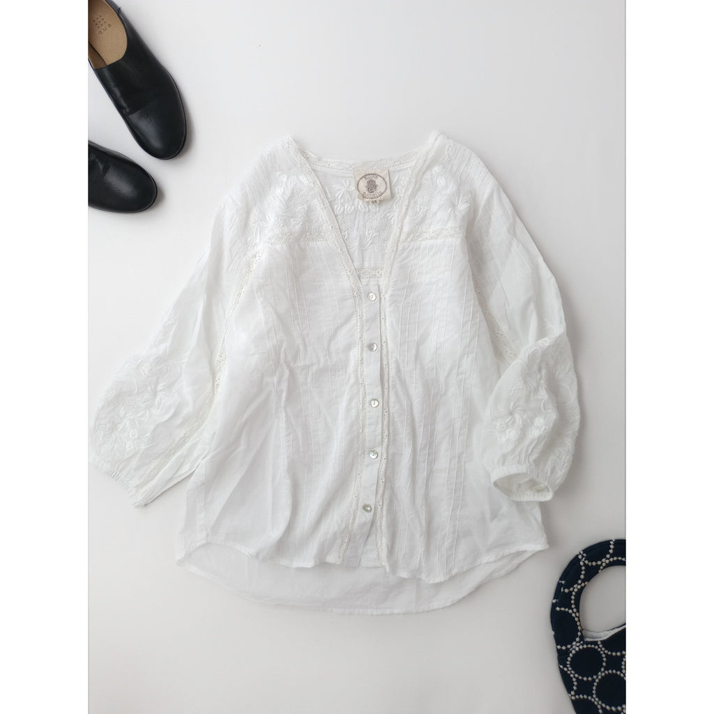 26SS  Muche et Muchette ミュッシェエミュセット Coquette Lace Trimmed Top レース 刺繍 ブラウス トップス  長袖 白  0/S 【中古】