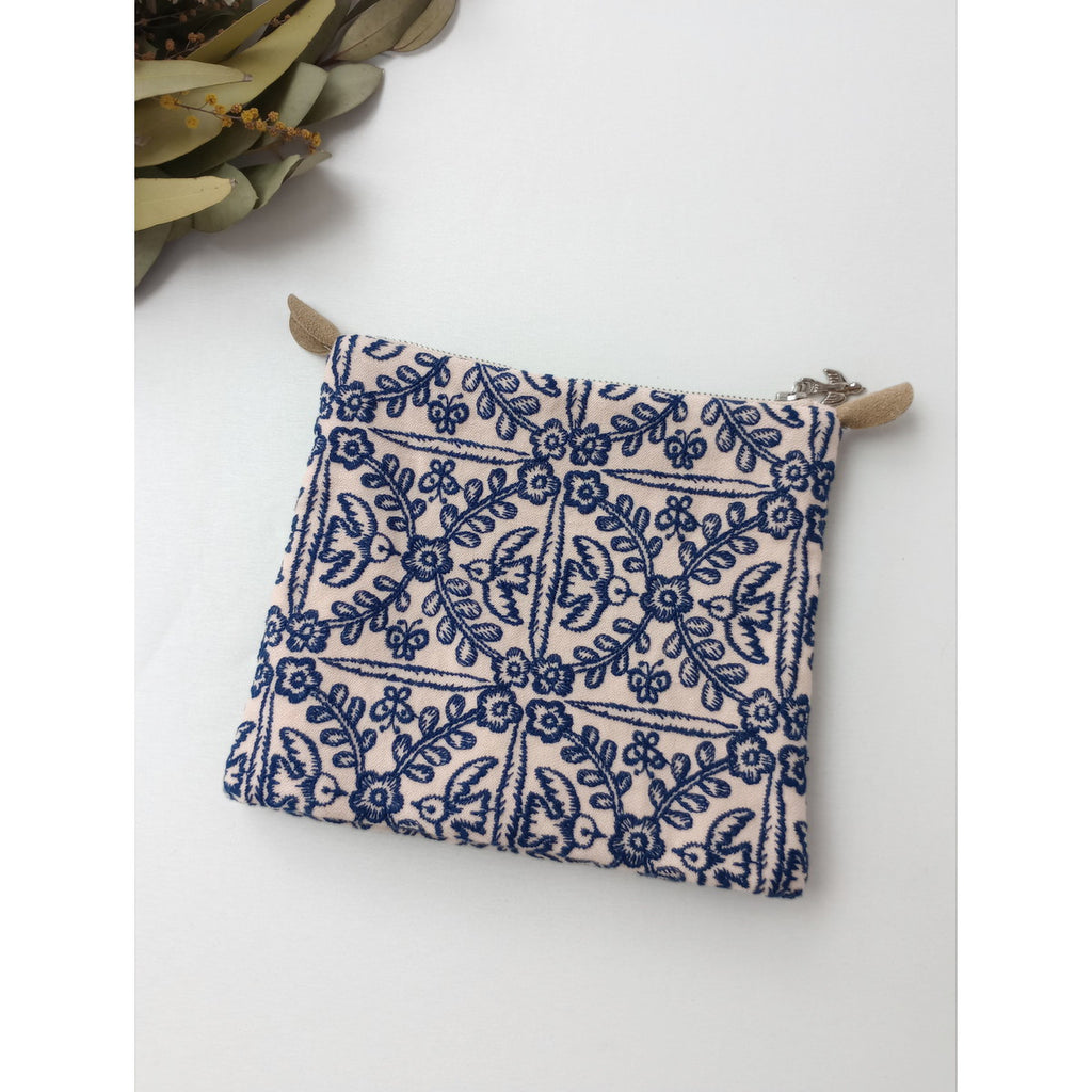 mina perhonen ミナペルホネン felice korva pouch コンパクトポーチ ピンク 【中古】
