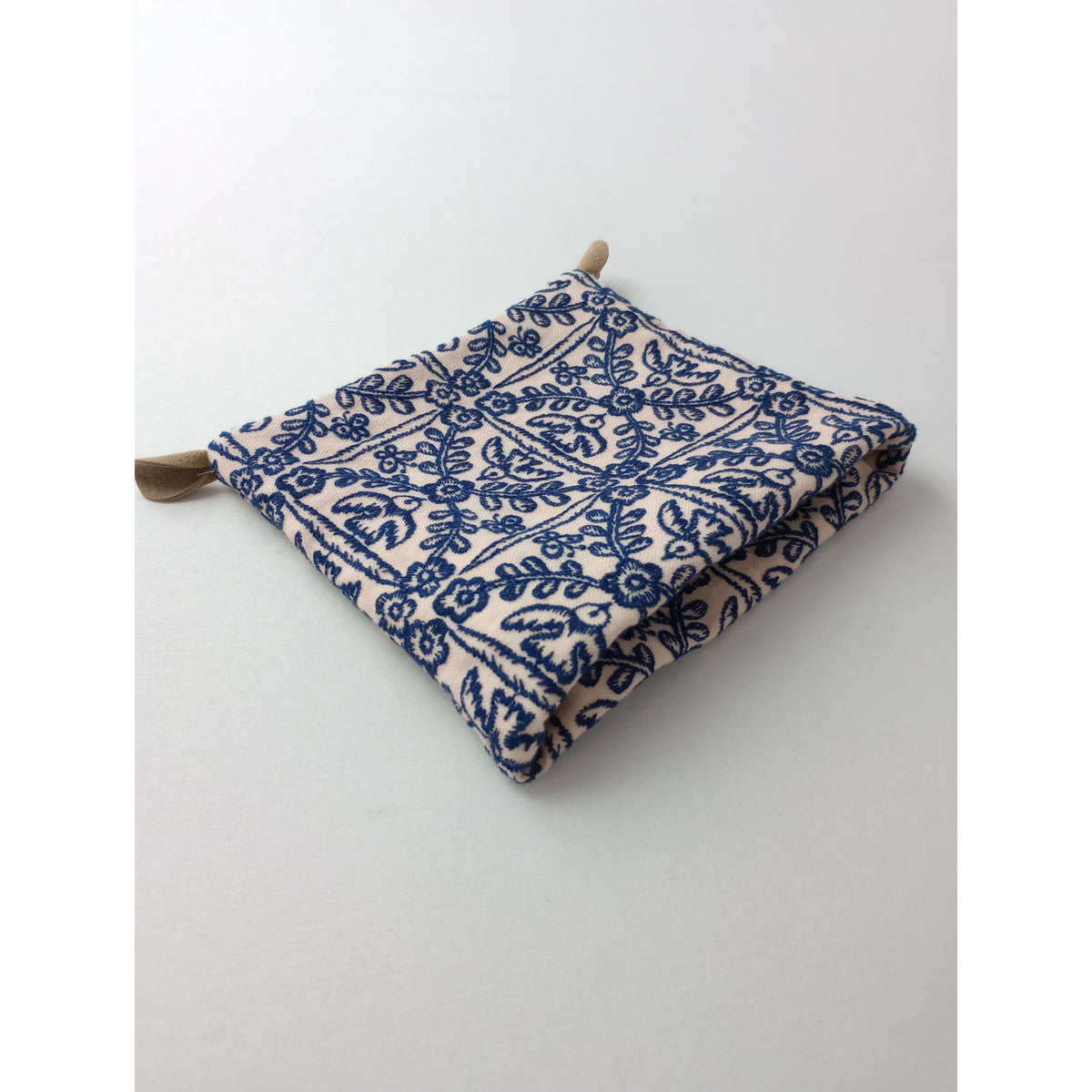 mina perhonen ミナペルホネン felice korva pouch コンパクトポーチ ピンク 【中古】