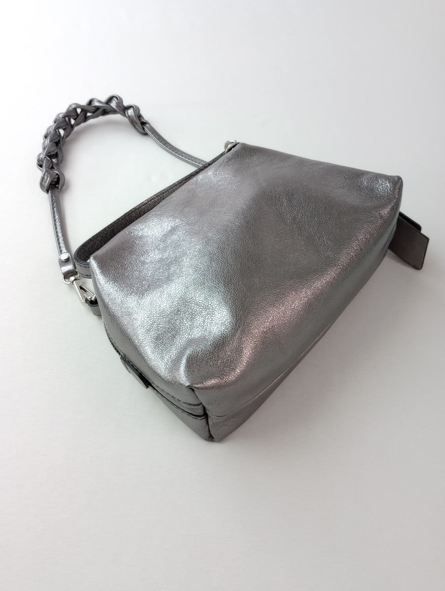 GIANNI CHIARINI ジャンニキアリーニ レザー ショルダーバッグ シルバー 【中古】