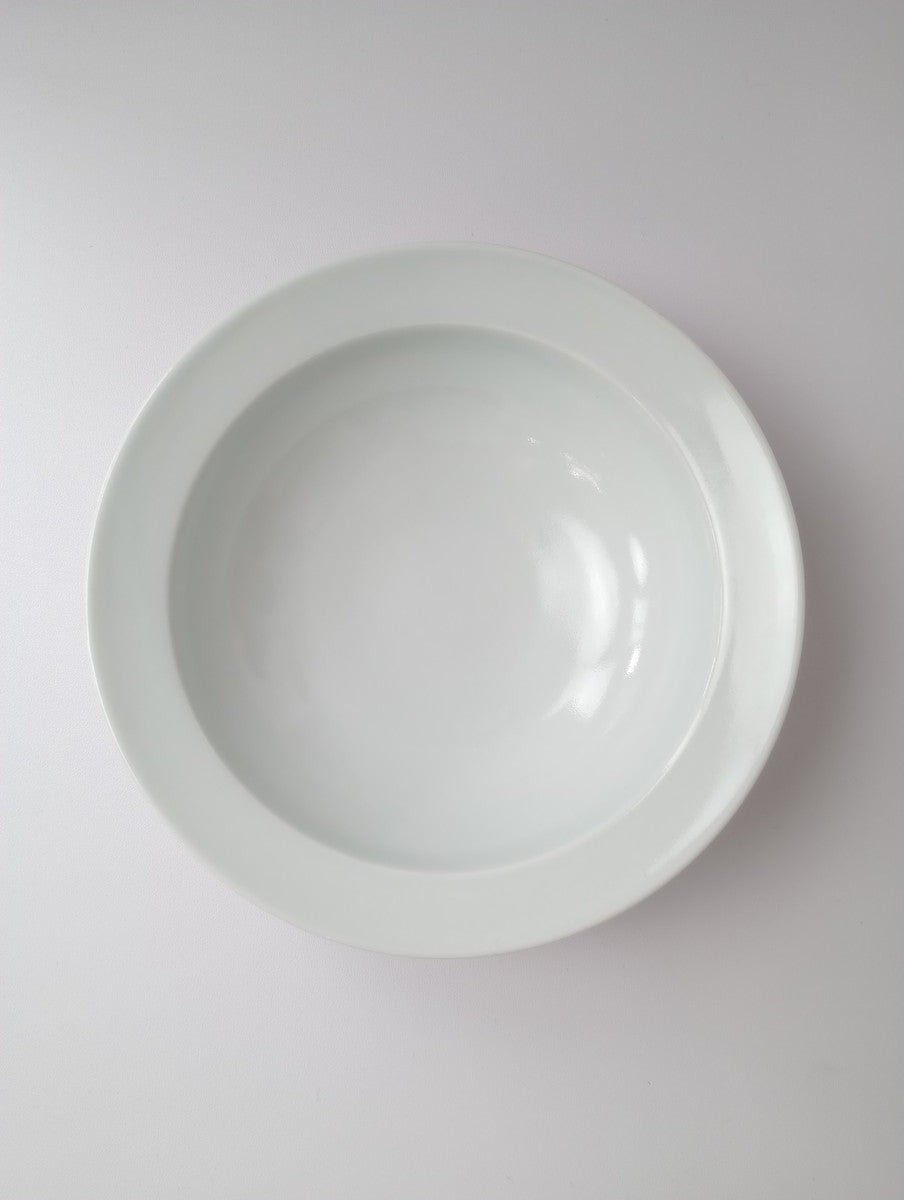 Lee gee jo イ・キジョ 李起助  Deep plate  皿 白 【中古】