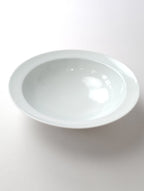 Lee gee jo イ・キジョ 李起助  Deep plate  皿 白 22 ｃｍ  【中古】