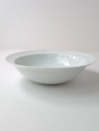 Lee gee jo イ・キジョ 李起助  Deep plate  皿 白 22 ｃｍ  【中古】
