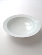 Lee gee jo イ・キジョ 李起助  Deep plate  皿 白 22 ｃｍ  【中古】