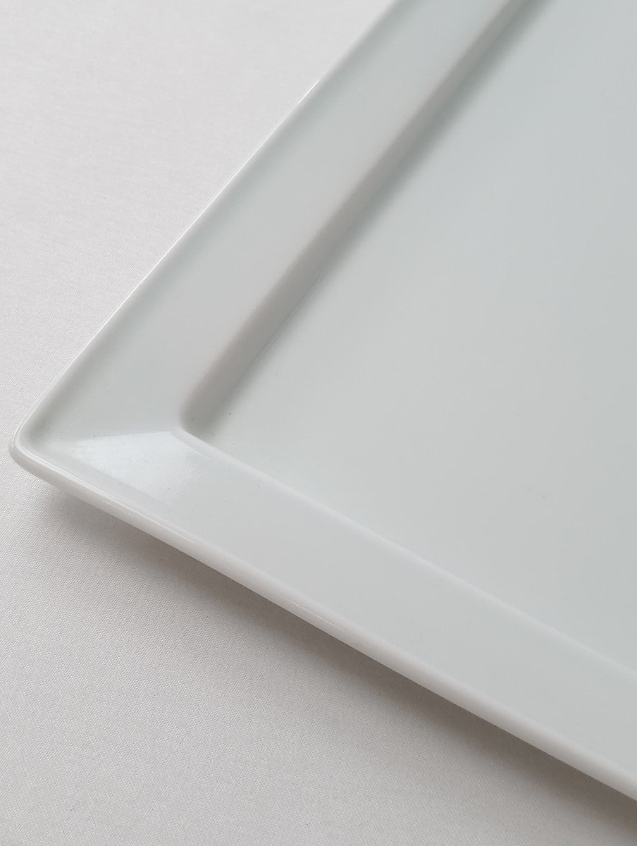 Lee gee jo  イ・キジョ 李起助  Square  plate スクエア プレート 皿 白 【中古】