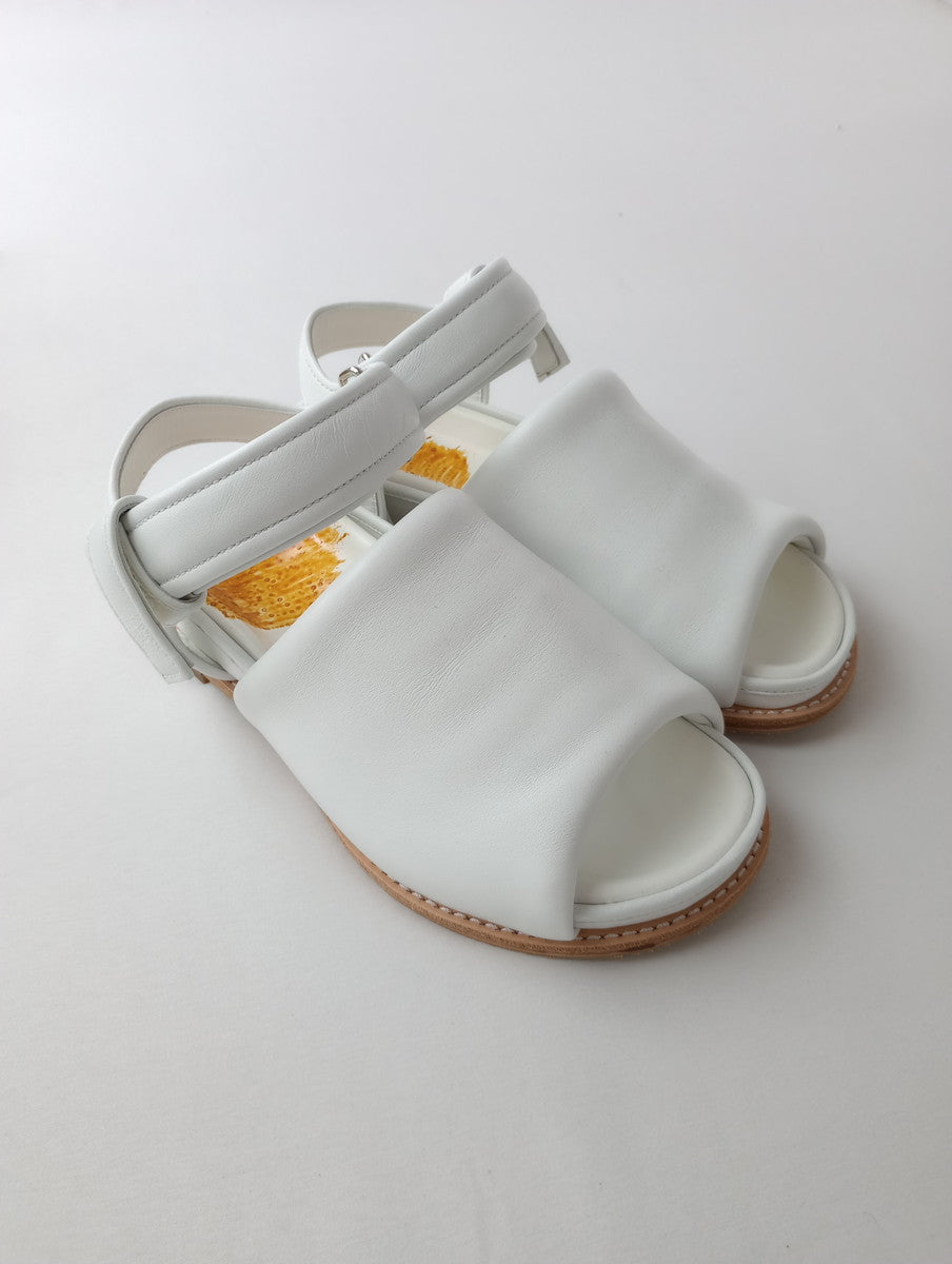 ebagos  エバゴス  ラムテンダーベルト サンダル 靴  白 23  (BM＋3762)【中古】