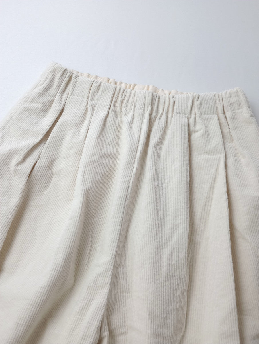 新品 kagure かぐれ アーバンリサーチ コーデュロイテーパードパンツ イージー アイボリー  【中古】