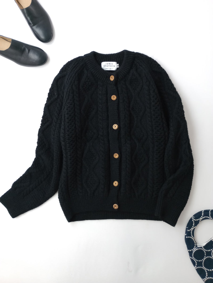 James Charlotte ジェームスシャルロット 長袖 ウール アランニットカーディガン ケーブル編み セーター 長袖 トップス 黒 ブラック 36【中古】