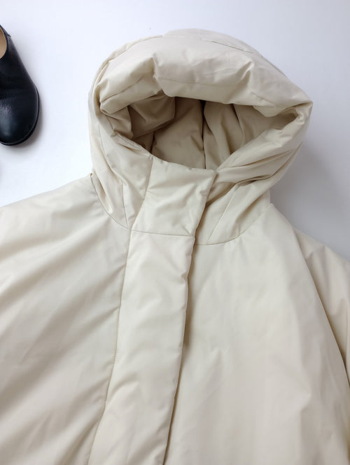ARGUE アギュー DOWN FEATHER FOODIE BLOUSON ダウンフェザーフーディーブルゾン ジャケット アイボリー  【中古】