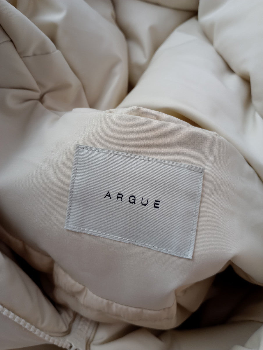 ARGUE アギュー DOWN FEATHER FOODIE BLOUSON ダウンフェザーフーディーブルゾン ジャケット アイボリー  【中古】