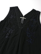 〈染〉encore   ne Quittez pas ヌキテパ  Poplin Stripe Sleeveless Dress  刺繍  ポプリン ストライプ ノースリーブ ドレス 黒 ブラック  【中古】